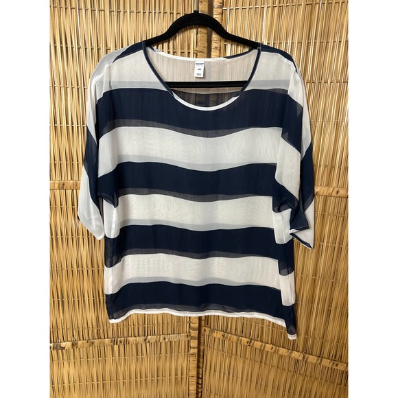 Old Navy Top‎ Women’s Small - Picture 1 of 6